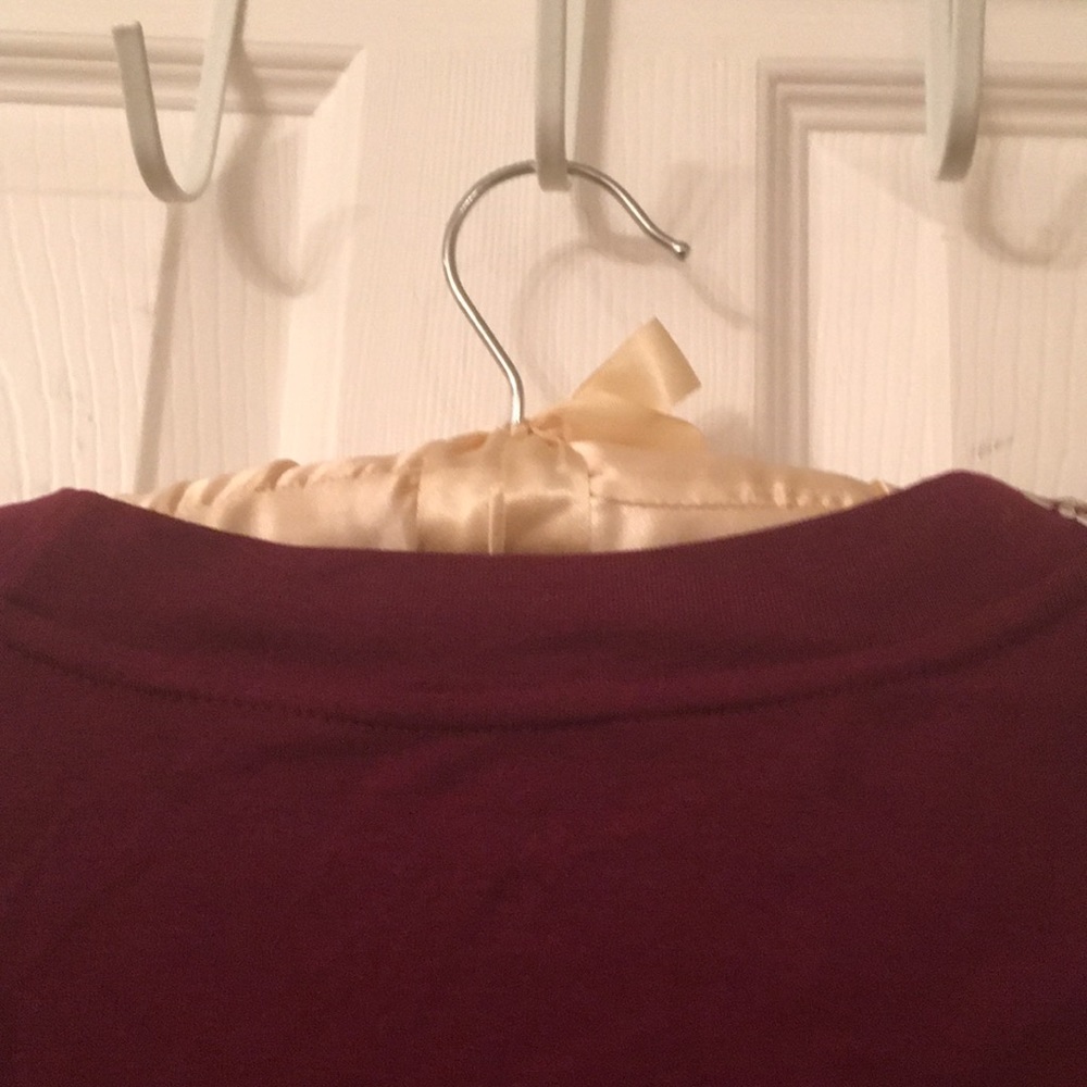 EUC 100% cotton top with crystals - Picture 12 of 12